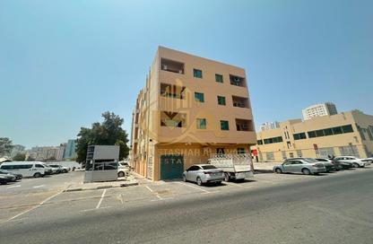 عمارة بالكامل - 8 غرف نوم - 8 حمامات للبيع في بناية أبو شغارة - أبو شغارة - الشارقة