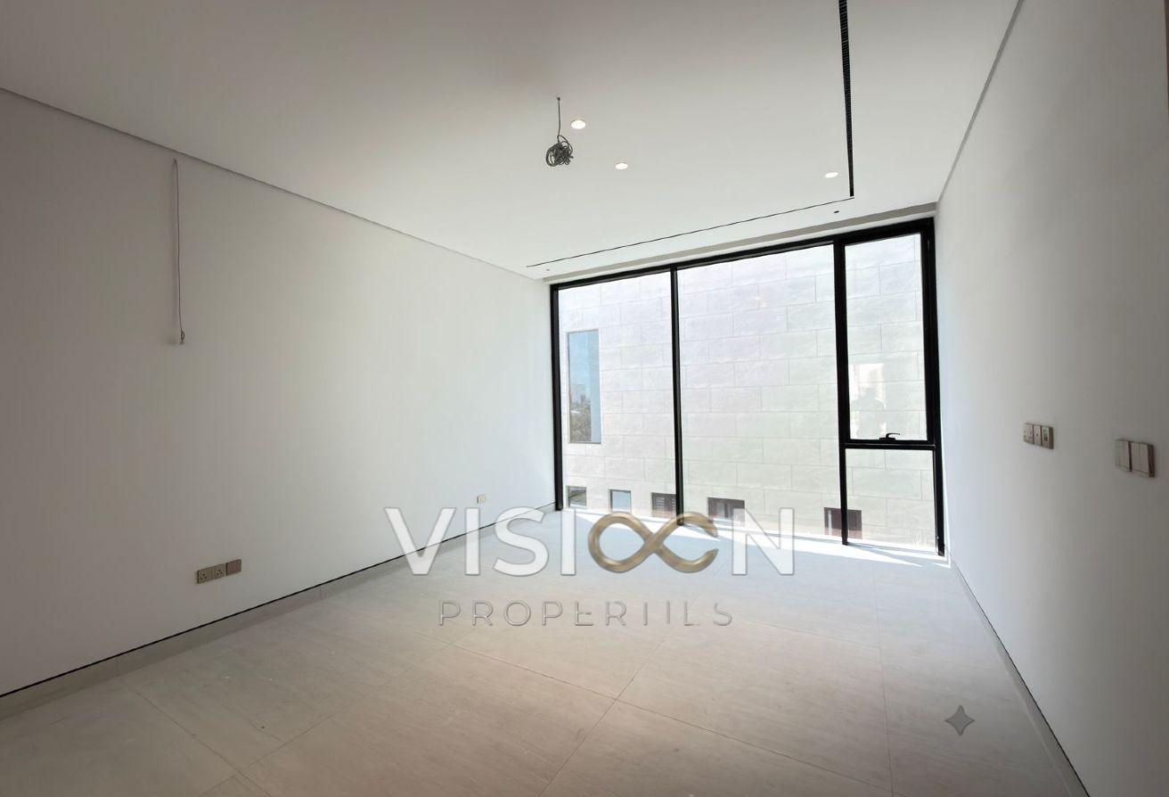 Brand-New | Luxury Villa |Private Pool |Elevator photo 16