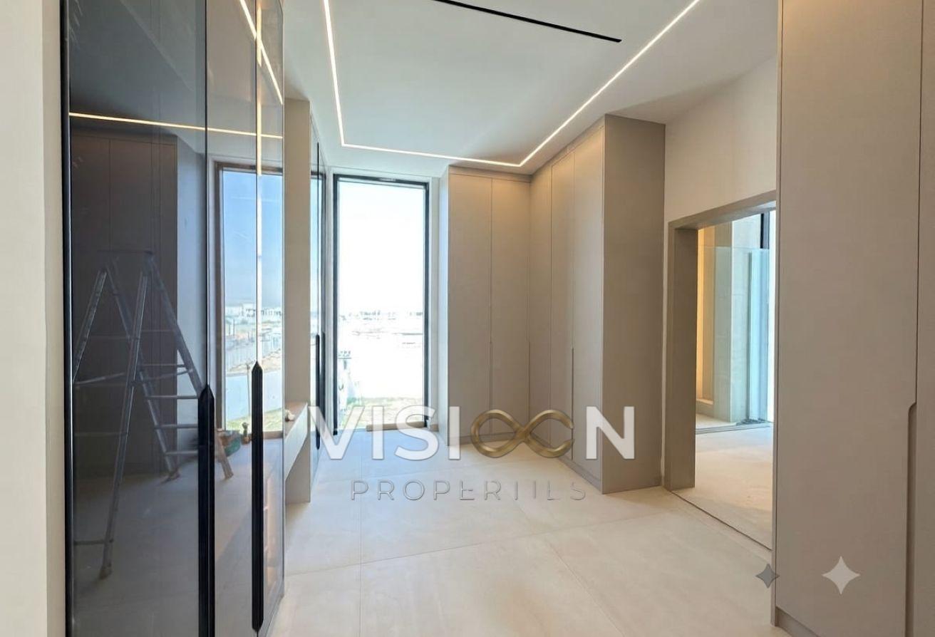 Brand-New | Luxury Villa |Private Pool |Elevator photo 12