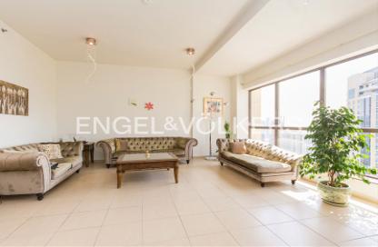 Apartment - 2 Bedrooms - 3 Bathrooms for rent in Rimal 1 - Rimal - Jumeirah Beach Residence - Dubai