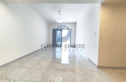 Apartment - 2 Bedrooms - 3 Bathrooms for rent in Titanium Tower - Al Karama - Dubai