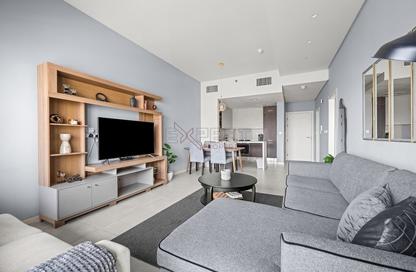Apartment - 1 - 2 for rent in Park View Tower - District 14 - Jumeirah Village Circle - Dubai