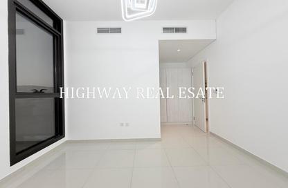Townhouse - 2 - 4 for rent in Nasma Residence - Al Tai - Sharjah