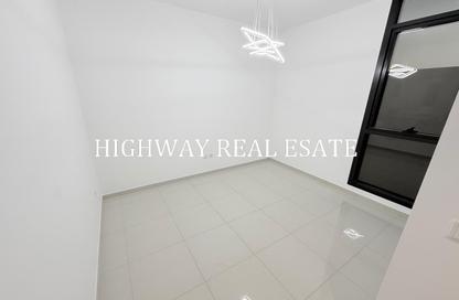 Townhouse - 2 - 4 for rent in Nasma Residence - Al Tai - Sharjah