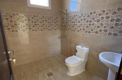Villa - 3 - 4 for rent in Al Jazirah Al Hamra - Al Hamra Village - Ras Al Khaimah