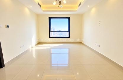 Apartment - 1 - 2 for rent in Al Mamzar - Al Mamzar - Sharjah - Sharjah Apartment - 1 - 2 for rent in Al Mamzar - Al Mamzar - Sharjah - Sharjah
