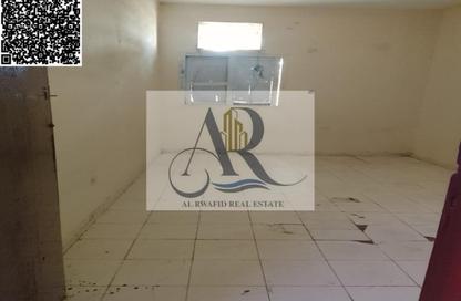 Labor Camp - Studio - 7+ Bathrooms for rent in Al Sajaa S - Al Sajaa - Sharjah