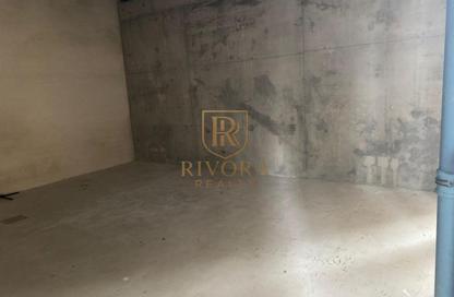 Shop - Studio for rent in Dar Al Hai Building - Al Souk Al Kabeer - Bur Dubai - Dubai
