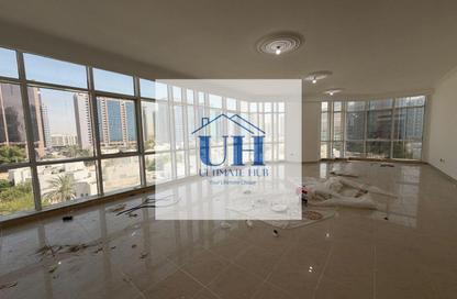 Apartment - 3 Bedrooms - 4 Bathrooms for rent in Al Khalidiya - Abu Dhabi Apartment - 3 Bedrooms - 4 Bathrooms for rent in Al Khalidiya - Abu Dhabi