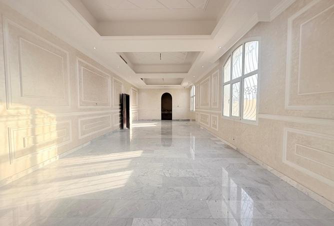 77799346 - Property Image 3