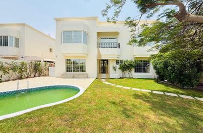 Villa - 5 - 5 for rent in Jumeirah 3 - Jumeirah - Dubai