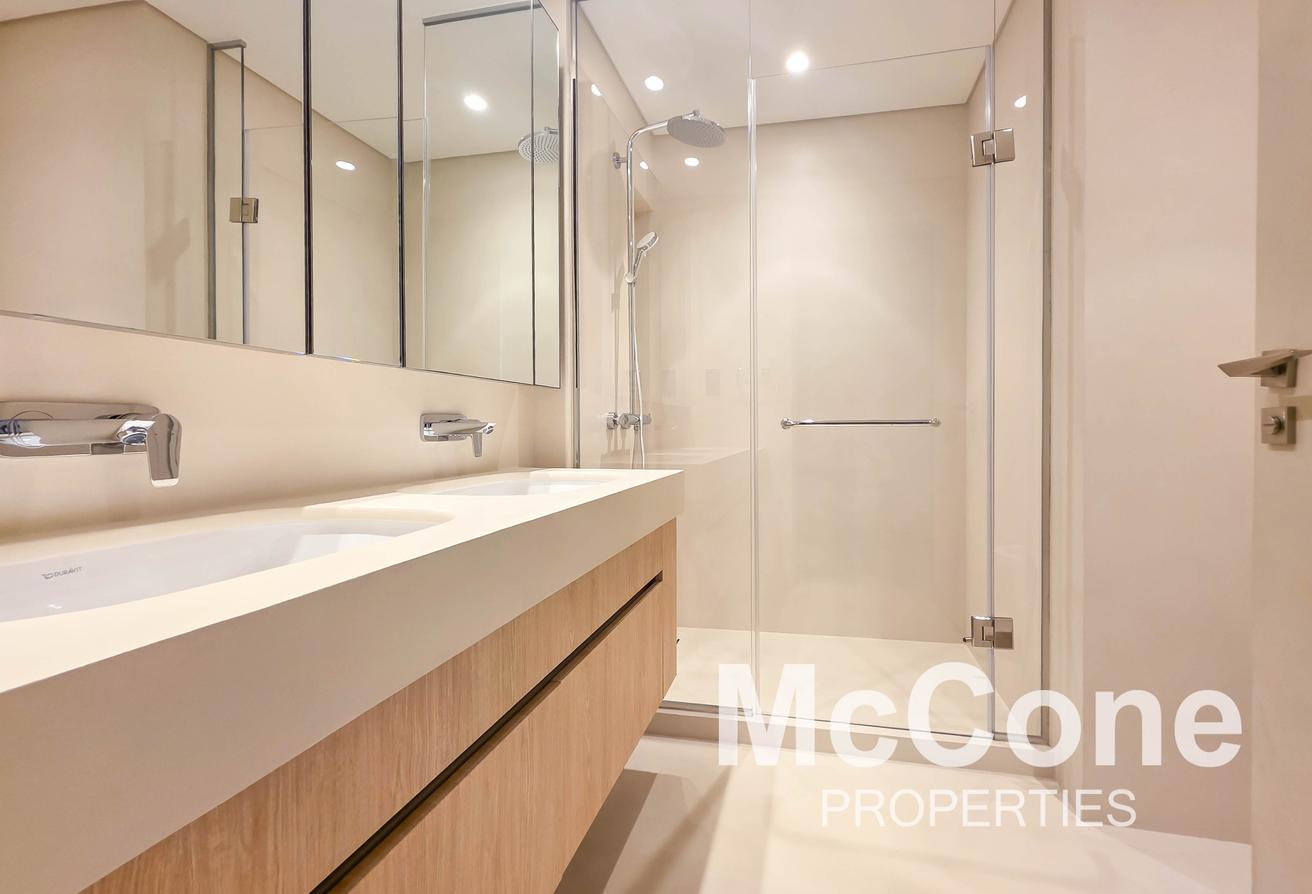 Palm View | Brand New | Luxurious photo 14