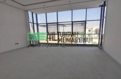 Villa - 5 - 7+ for sale in Hoshi 1 - Hoshi - Al Badie - Sharjah