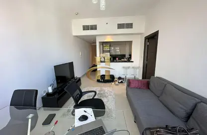 Apartment - 1 Bedroom - 1 Bathroom for rent in Silverene Tower A - Silverene - Dubai Marina - Dubai