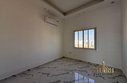 Villa - 5 Bedrooms - 6 Bathrooms for rent in Al Zaheya Gardens - Al Zahya - Ajman