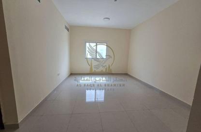 Apartment - 1 - 2 for rent in Al Qulaya'ah - Al Sharq - Sharjah Apartment - 1 - 2 for rent in Al Qulaya'ah - Al Sharq - Sharjah