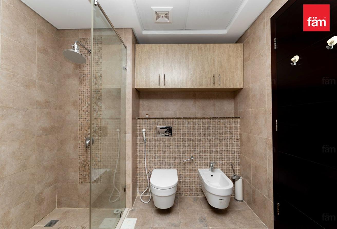 Vacant|Maid Suite|Prime Location photo 11