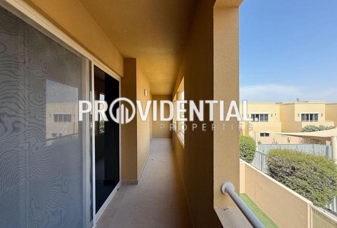Best Value | Beautiful 4BR Villa | Genuine Seller — photo 3