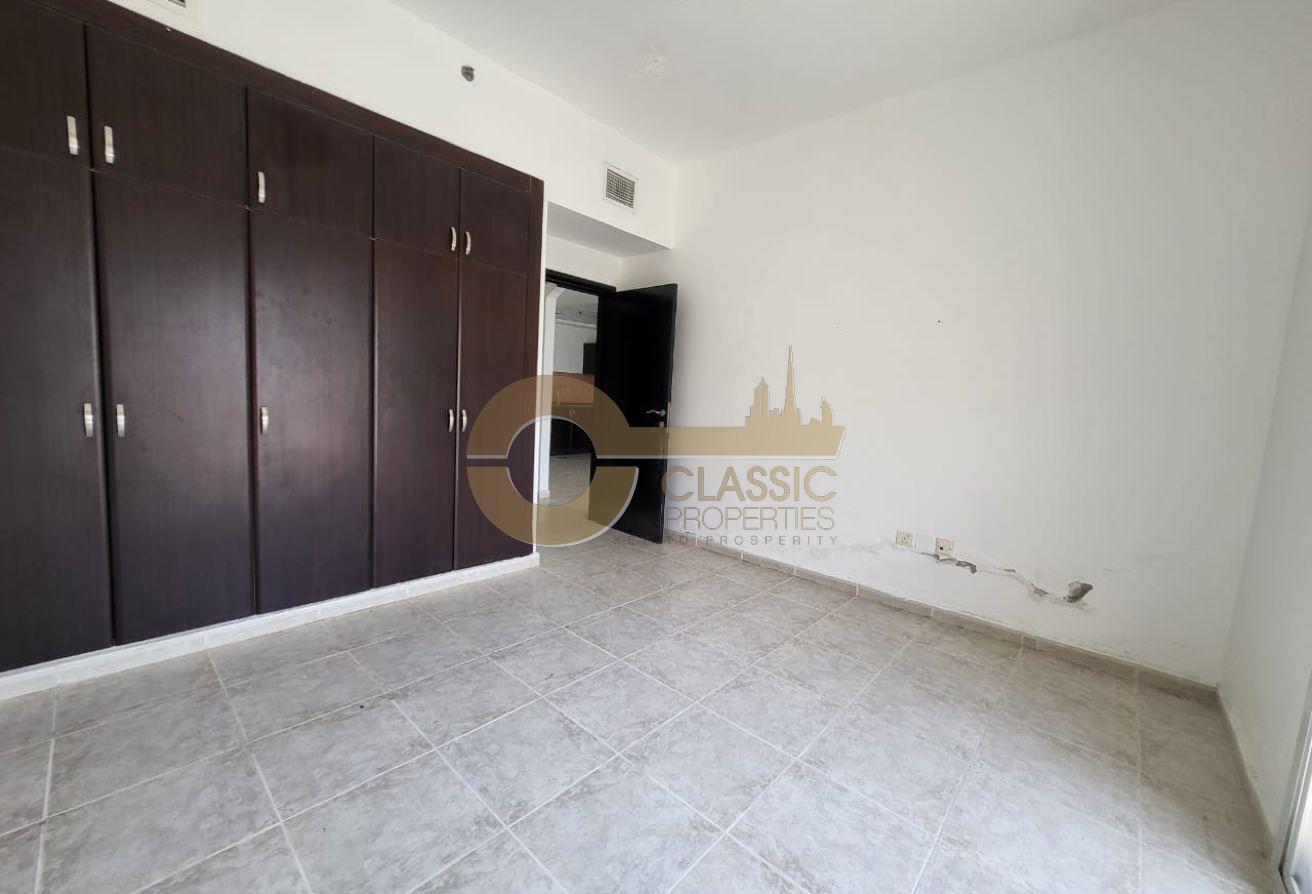 Pool View | Vacant | Spacious | Open Kitchen photo 6