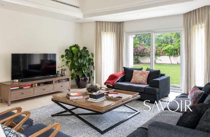 Villa - 4 - 5 for sale in Bungalow Area - Green Community - Dubai Investment Park 1 (DIP 1) - Dubai Investment Park (DIP) - Dubai Villa - 4 - 5 for sale in Bungalow Area - Green Community - Dubai Investment Park 1 (DIP 1) - Dubai Investment Park (DIP) - Dubai