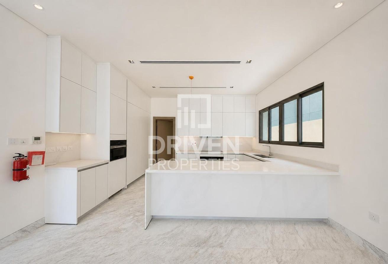 Spacious | Standalone Villa | Well Maintained photo 12