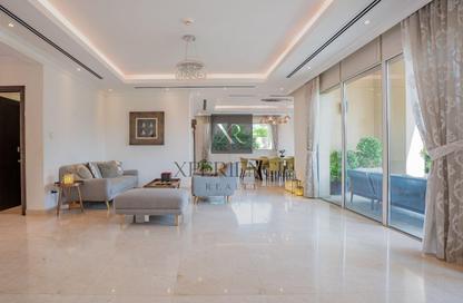Villa - 5 - 7 for sale in Villa Lantana 1 - Villa Lantana - Dubai Science Park - Dubai