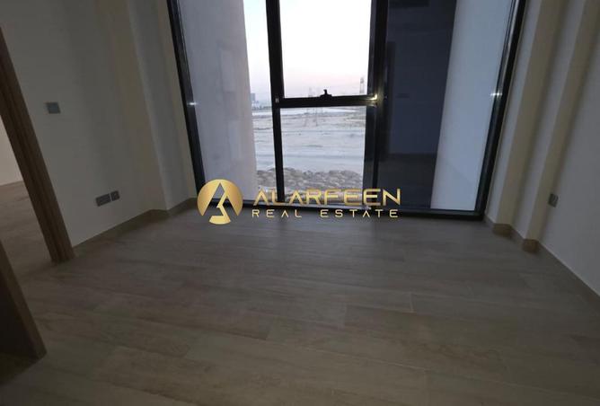 97398733 - Property Image 2