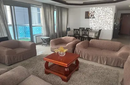 شقة - 2 غرف نوم - 2 حمامات للايجار في برج الكورنيش - طريق كورنيش عجمان - عجمان