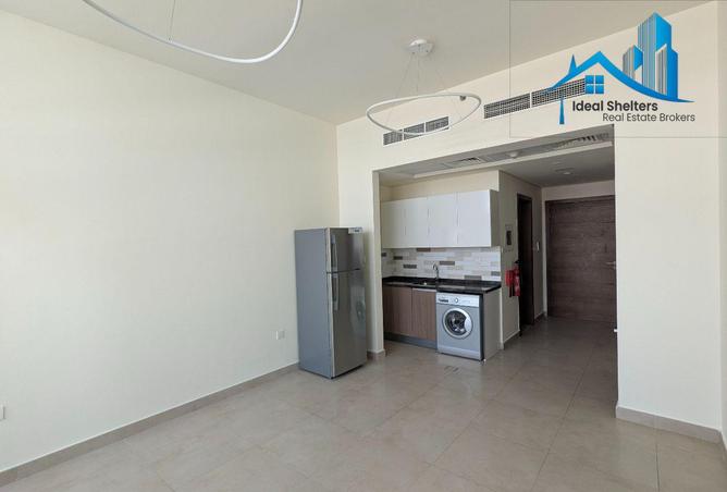 135602003 - Property Image 2