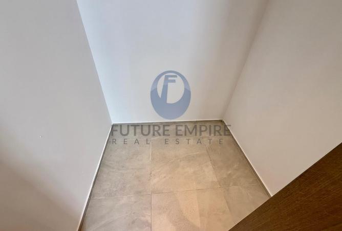 16245400 - Property Image 3