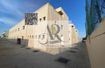 سكن عمال - استوديو - 8 حمامات للايجار في الجرف الصناعية 2 - الجرف الصناعية - عجمان