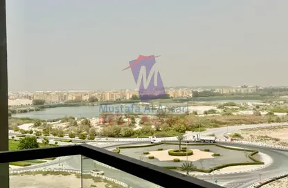 Apartment - 1 Bathroom for rent in Lawnz by Danube Block 3 - Lawnz by Danube - International City - Dubai