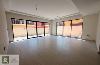 Townhouse - 5 - 5 for rent in Portofino - Damac Lagoons - Dubai