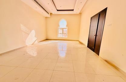 Villa - 4 Bedrooms - 5 Bathrooms for rent in Al Nouf - Sharjah