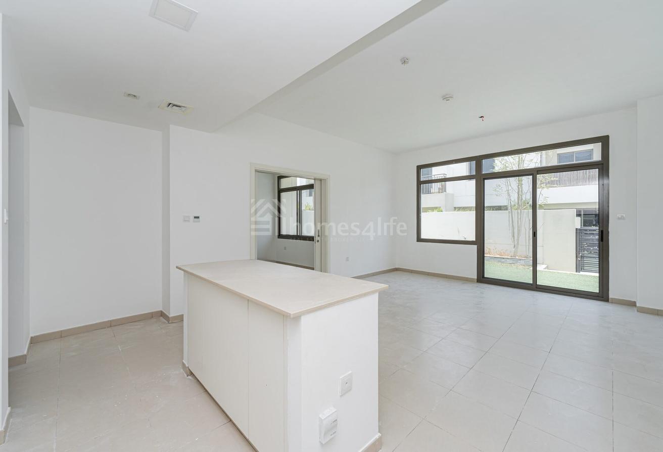 Next to Pool & Park | MIddle Unit | October End photo 4