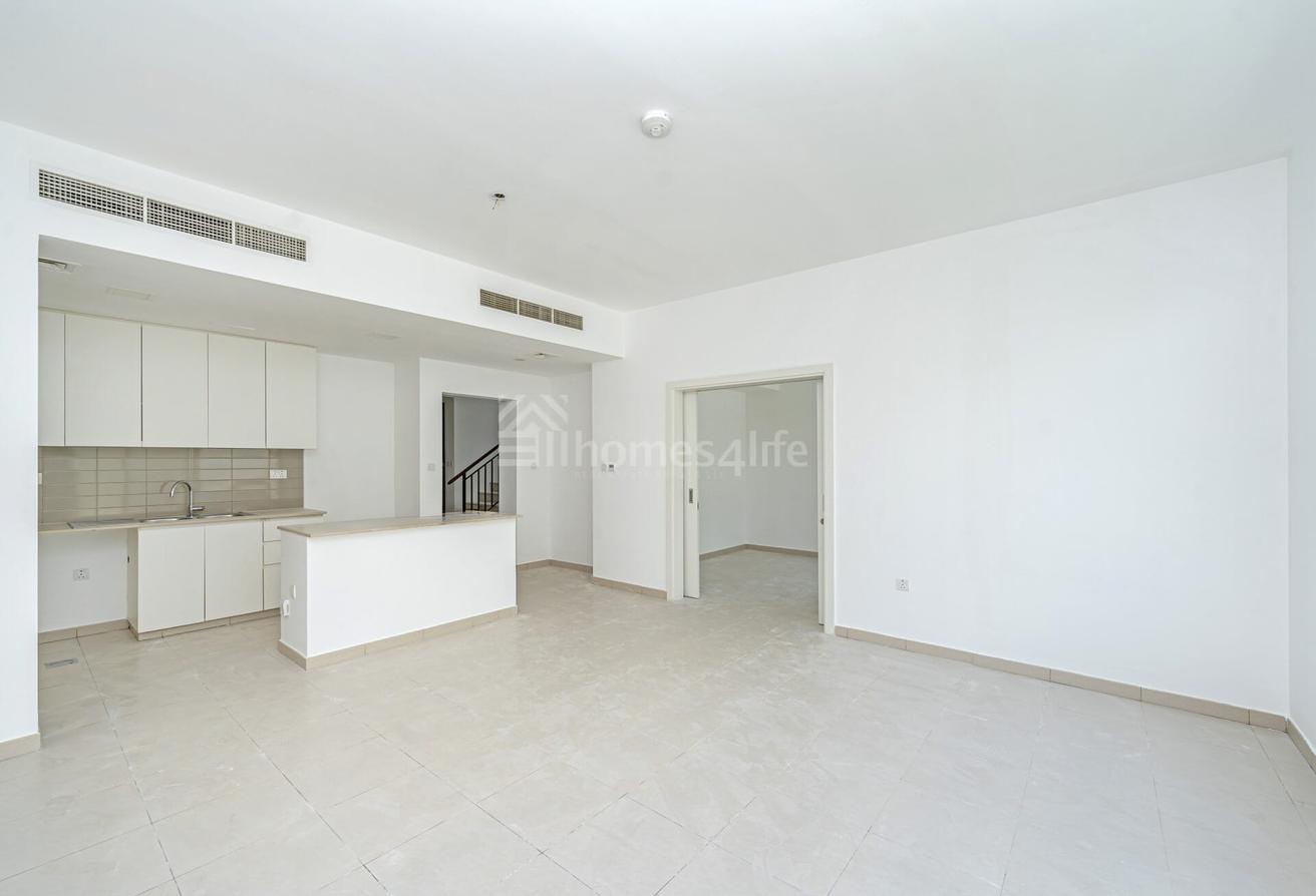 Next to Pool & Park | MIddle Unit | October End photo 5