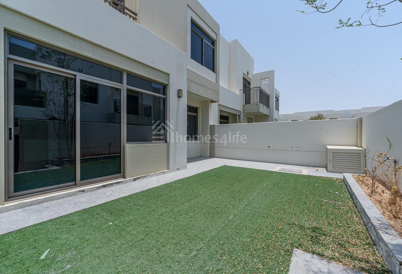 Next to Pool & Park | MIddle Unit | October End photo 23