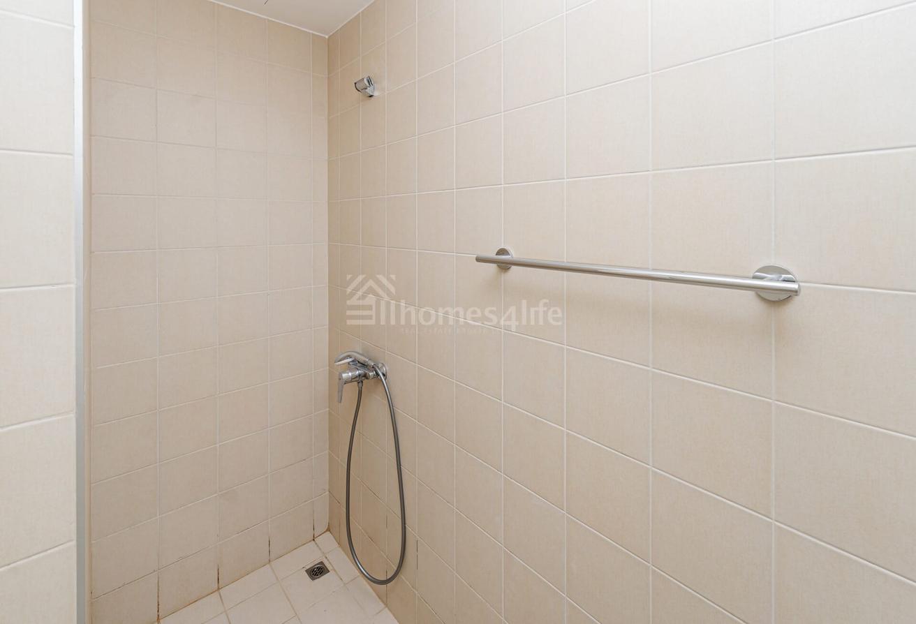 Next to Pool & Park | MIddle Unit | October End photo 10