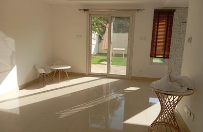 Villa - 2 Bedrooms - 3 Bathrooms for rent in Springs 8 - The Springs - Dubai