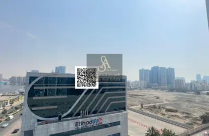 شقة - غرفة نوم - 2 حمامات للبيع في أورينت تاور 1 - أورينت تاور - البستان - عجمان