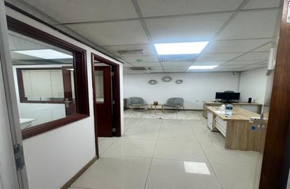 Business Centre - Studio - 2 Bathrooms for rent in Al Kazim Building - Karama Park Area - Al Karama - Dubai