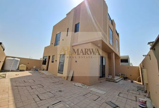 155588748 - Property Image 2