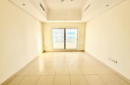 Apartment - 1 Bedroom - 2 Bathrooms for rent in Al Mamzar - Al Mamzar - Sharjah - Sharjah