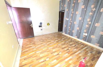 Apartment - Studio - 1 for rent in Fire Station Road - Muwaileh - Sharjah