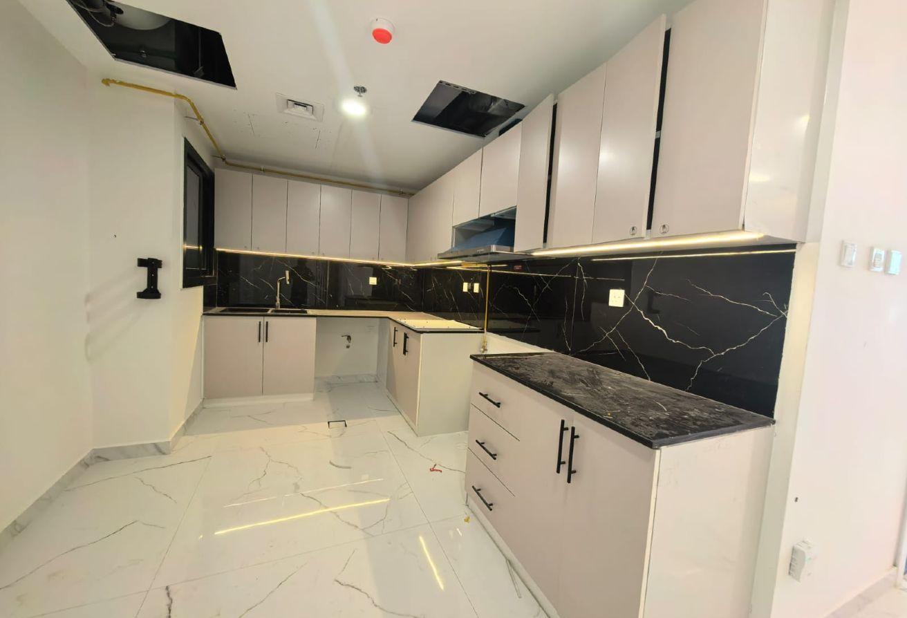 BRAND NEW BUILDING 1BHK : RENT 60K : 1 PARKING photo 4