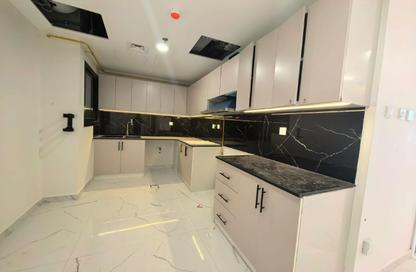 Apartment - 1 - 2 for rent in International City Phase 2 - Al Warsan 4 - Al Warsan - Dubai Apartment - 1 - 2 for rent in International City Phase 2 - Al Warsan 4 - Al Warsan - Dubai