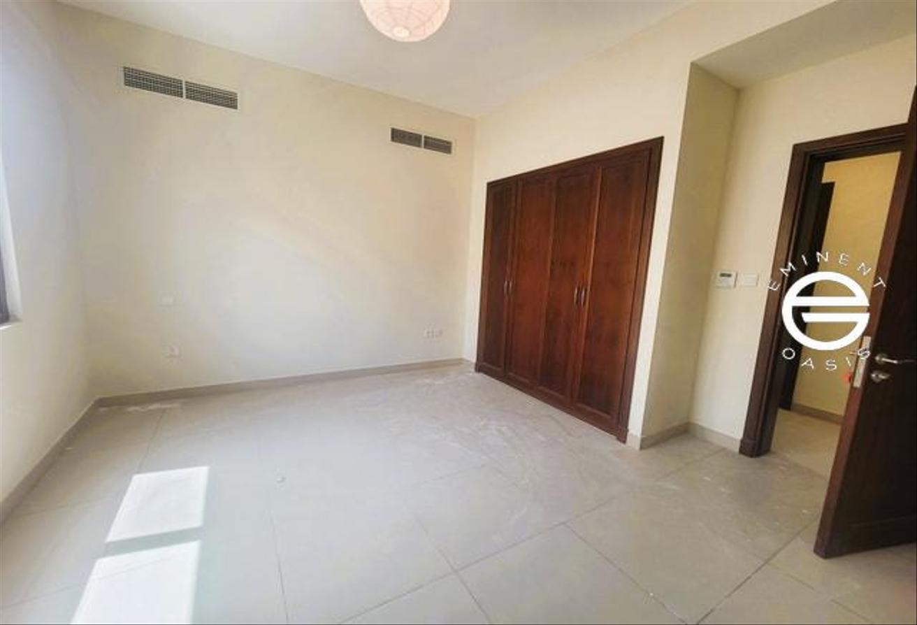 Large Plot | Family Community | Multiple Options photo 9