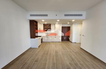 Apartment - 1 Bedroom - 1 Bathroom for rent in The Mayfair - Town Square - Dubai