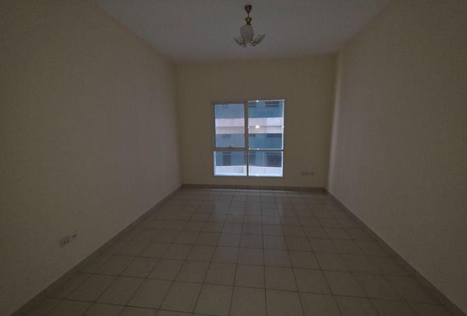 106391115 - Property Image 2