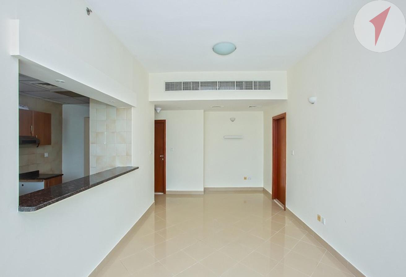Spacious l Huge Layout l Vacant Soon photo 4